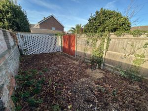 Photo 5- click for photo gallery